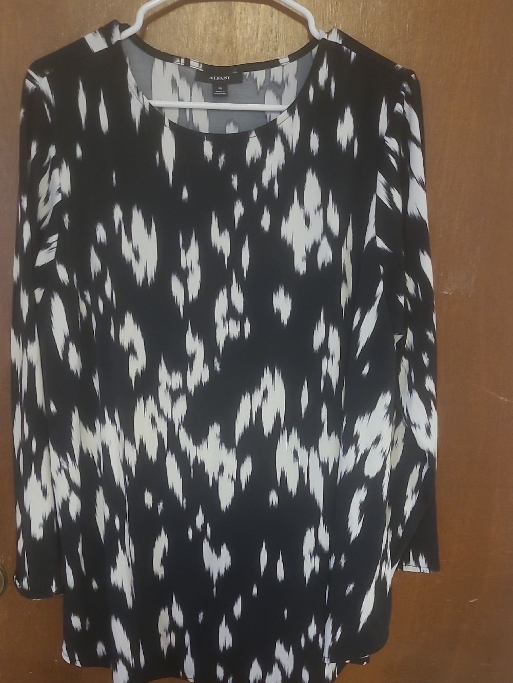 Alfani Black & White Brushstroke Blouse